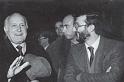 17 Roma 1987, San Giacomo al Corso. Il Presidente Oscar Luigi Scalfaro visita la mostra di Guadagnuolo